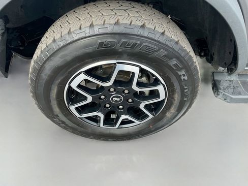 Used 2023 Ford Bronco 4-Door w/ Sasquatch Package image 28