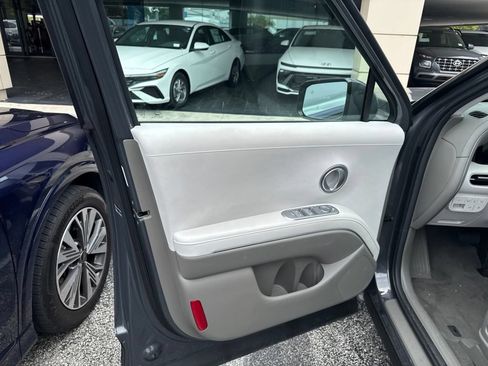 Used 2026 Hyundai Palisade SEL FWD image 24