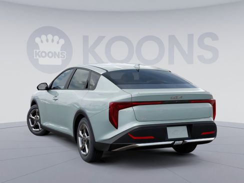 New 2026 Kia K4 LXS image 5