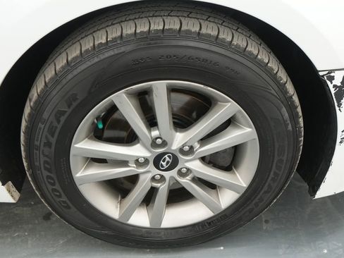 Used 2017 Hyundai Sonata SE FWD image 10