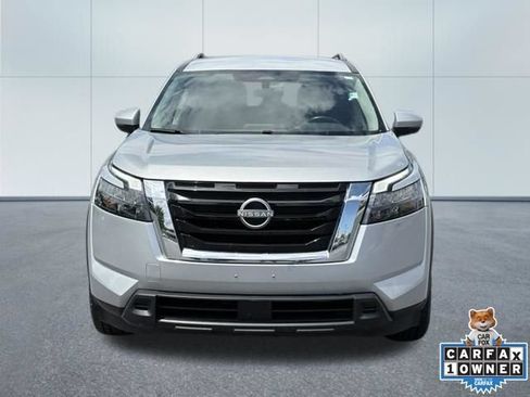 Used 2024 Nissan Pathfinder SV FWD image 5