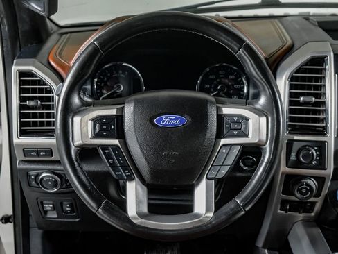 Used 2018 Ford F150 Platinum w/ Equipment Group 701A Luxury image 16