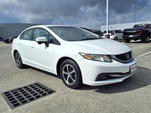 Used 2015 Honda Civic SE image 2