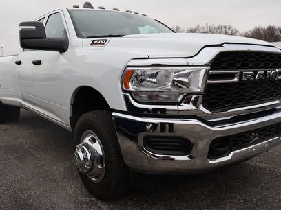 Used 2024 RAM 3500 Tradesman w/ Chrome Appearance Group