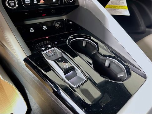 New 2025 Audi Q5 Premium Plus image 19