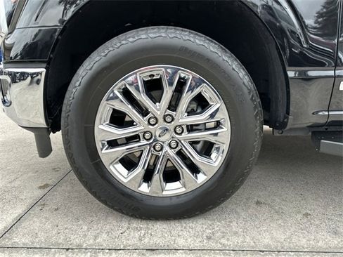 Used 2024 Ford F150 Lariat w/ Tow/Haul Package image 18