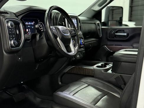 Used 2022 GMC Sierra 2500 Denali w/ Denali Ultimate Package AWD/4WD image 17