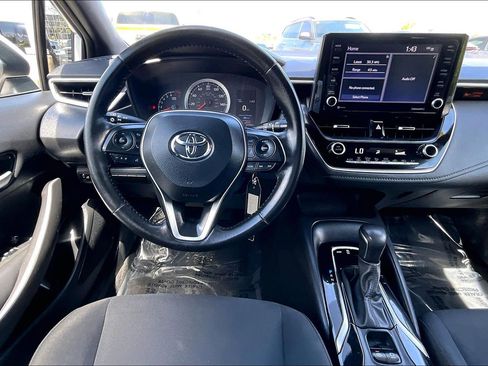 Used 2022 Toyota Corolla SE image 5