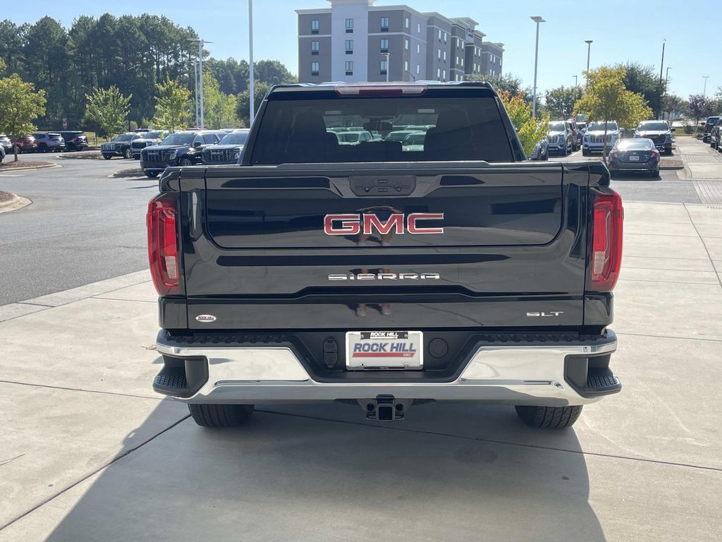 Used 2025 GMC Sierra 1500 SLT AWD/4WD image 3