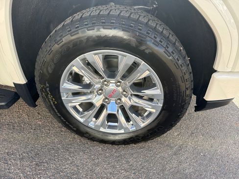 New 2026 GMC Sierra 1500 Denali w/ Technology Package image 11