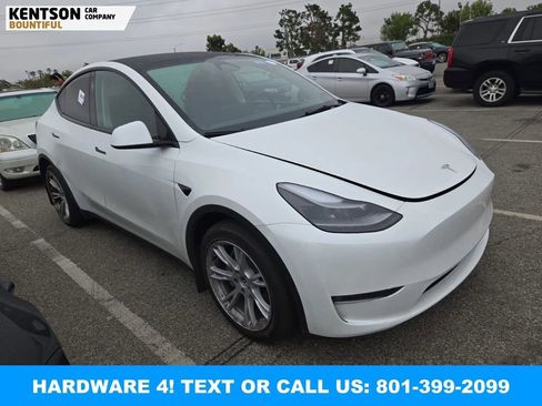 Used 2023 Tesla Model Y Long Range AWD/4WD image 3