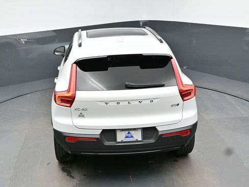 Used 2023 Volvo XC40 B5 Plus w/ Driver Assist Package image 39