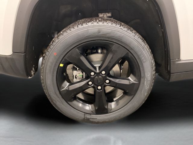 Used 2026 Jeep Grand Cherokee Limited w/ Limited Altitude Package AWD/4WD image 31