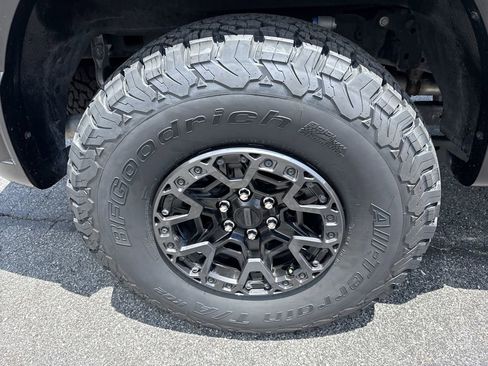Used 2024 Ford F150 Raptor w/ Equipment Group 803A Raptor R AWD/4WD image 17