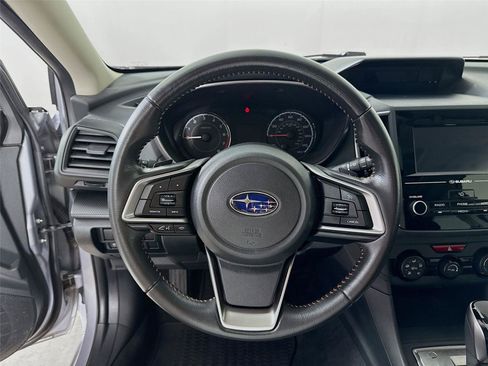 Used 2018 Subaru Crosstrek 2.0i Premium w/ Moonroof Package AWD/4WD image 19