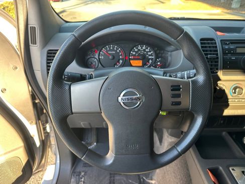 Used 2011 Nissan Xterra X image 23