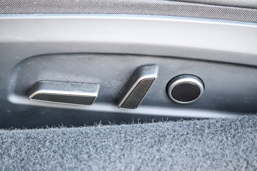 Used 2025 Tesla Model 3 Long Range RWD image 22