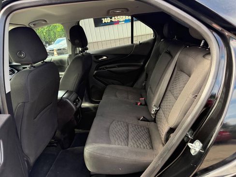 Used 2018 Chevrolet Equinox LT AWD/4WD image 12