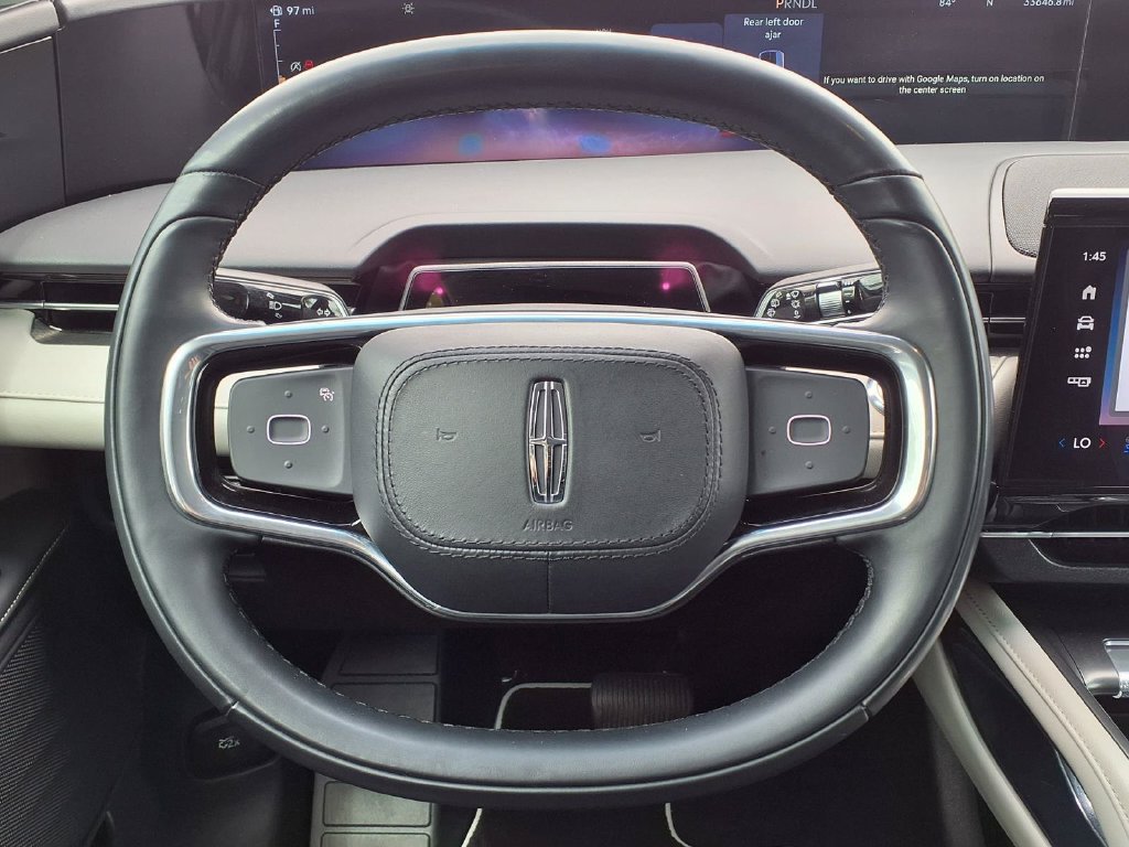 Used 2024 Lincoln Nautilus Premier AWD/4WD image 32