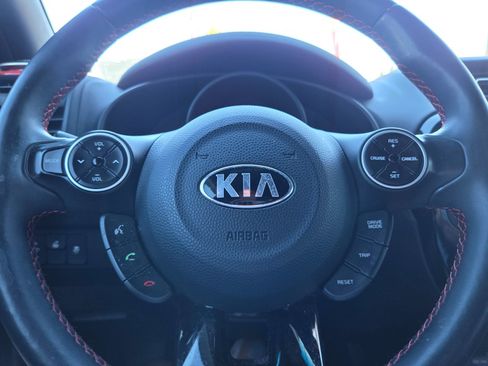 Used 2019 Kia Soul + FWD image 19