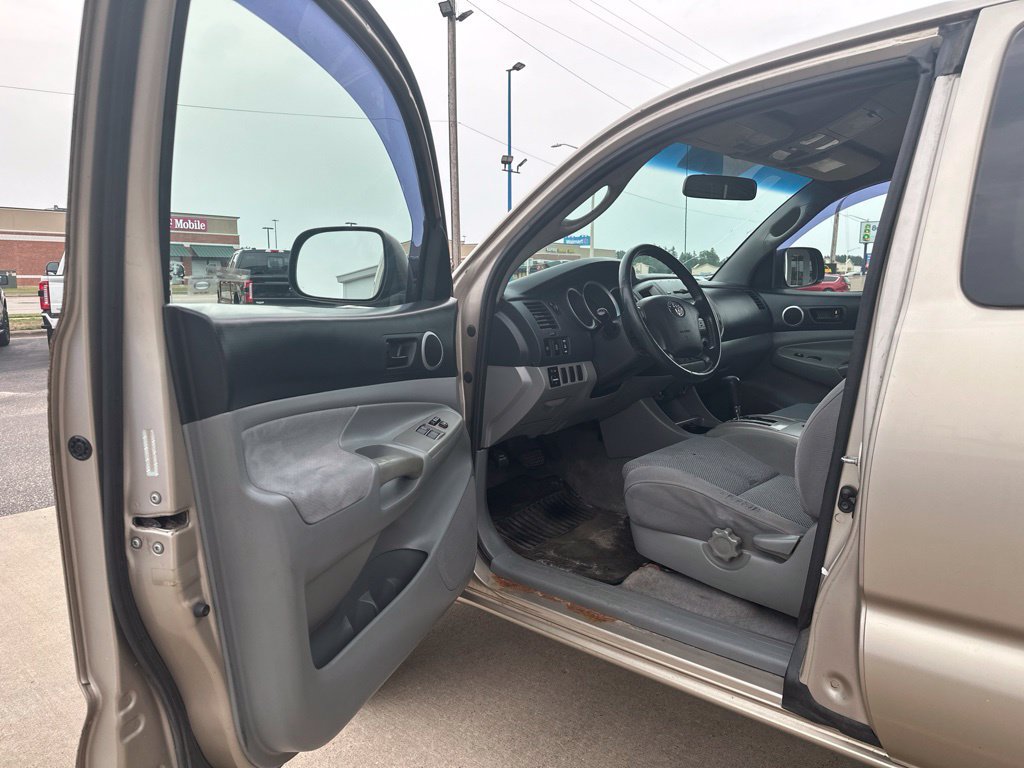 Used 2007 Toyota Tacoma 4x4 Access Cab V6 w/ TRD Off-Road Pkg #1 image 9