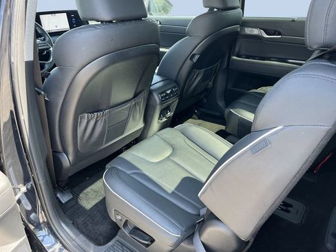Used 2024 Hyundai Palisade Limited AWD/4WD image 21