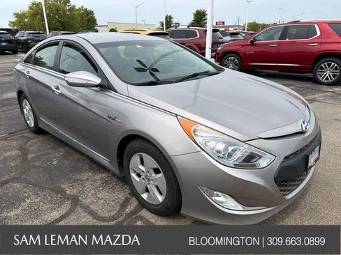 Used 2012 Hyundai Sonata Hybrid w/ Leather Pkg FWD image 10