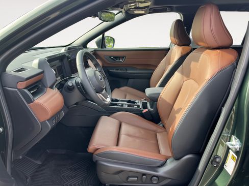 Certified 2026 Subaru Outback Touring AWD/4WD image 9