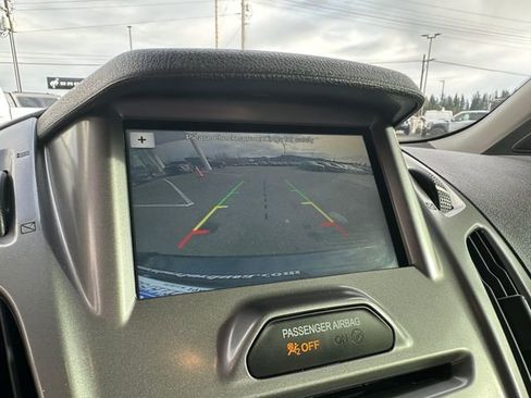 Used 2018 Ford Transit Connect XLT w/ XLT Premium Package image 16