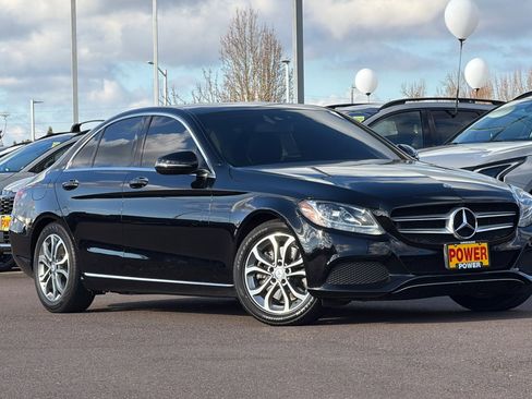 Used 2017 Mercedes-Benz C 300 Sedan image 2