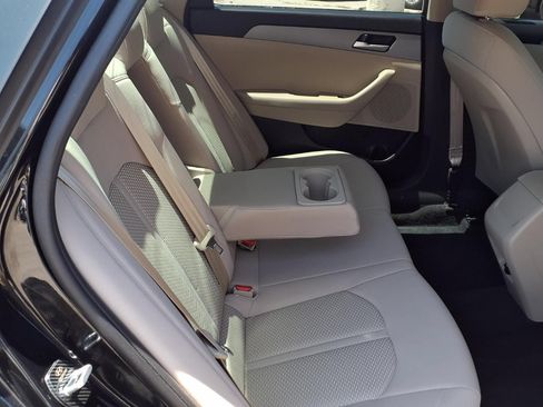 Used 2019 Hyundai Sonata SE FWD image 22