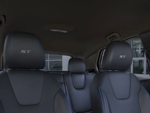 New 2025 Buick Encore GX Sport Touring image 32