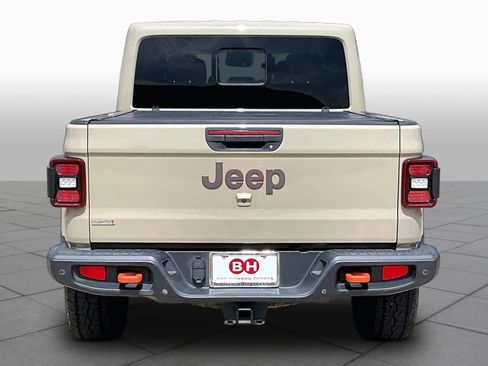 Used 2020 Jeep Gladiator Mojave AWD/4WD image 5