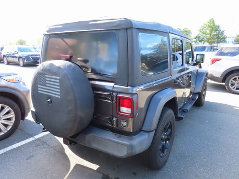 Used 2021 Jeep Wrangler Unlimited Sport image 5