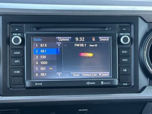 Certified 2019 Toyota Tacoma SR5 image 19