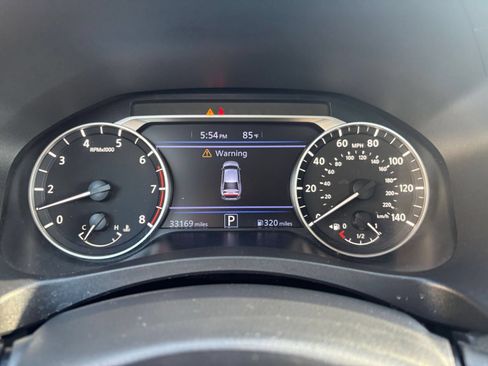 Used 2025 Nissan Altima 2.5 SV FWD image 36