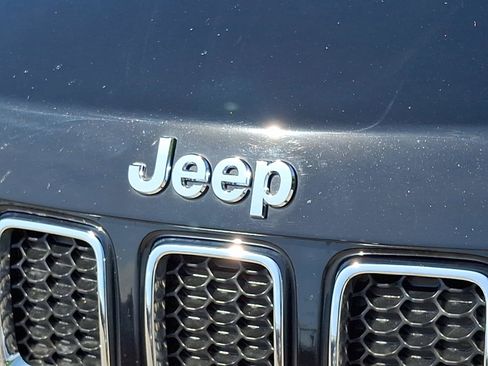 Certified 2018 Jeep Compass Sport AWD/4WD image 30