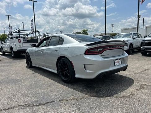 Used 2023 Dodge Charger Scat Pack w/ Harman/Kardon Audio Group RWD image 5