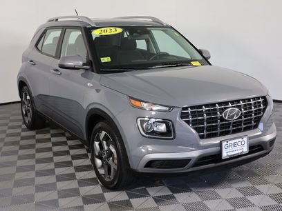 Used 2023 Hyundai Venue SEL w/ Cargo Package