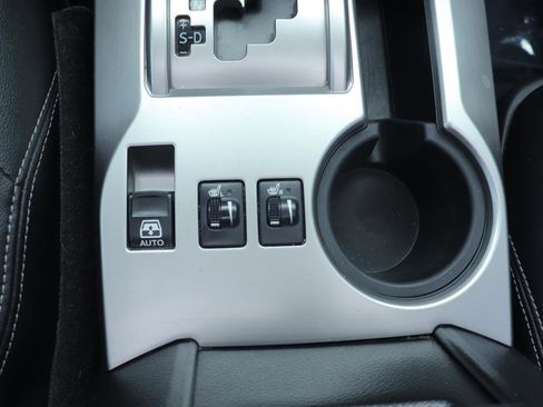 Used 2015 Toyota 4Runner SR5 Premium image 32