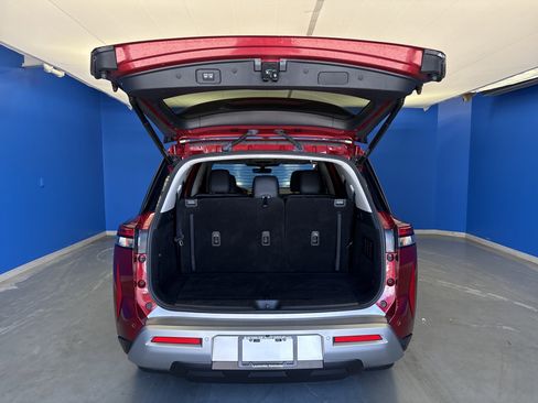 Used 2023 Nissan Pathfinder SL w/ SL Premium Package FWD image 29