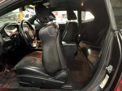 Used 2018 Dodge Challenger R/T Scat Pack w/ Leather Interior Group RWD image 39