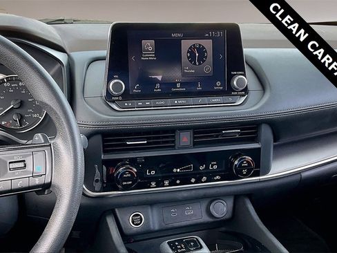 Used 2023 Nissan Rogue SV image 6