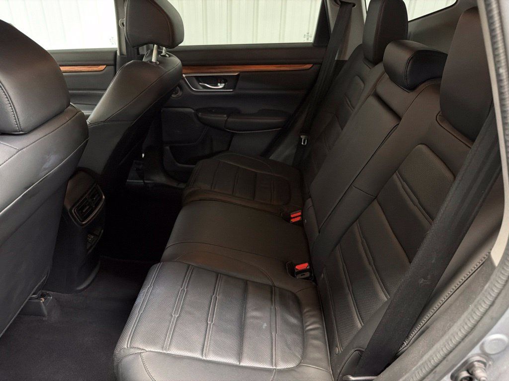 Used 2019 Honda CR-V Touring image 29