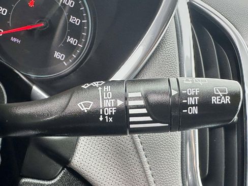 Used 2020 Chevrolet Equinox Premier image 19