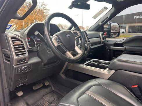 Used 2021 Ford F450 Platinum w/ FX4 Off-Road Package image 22
