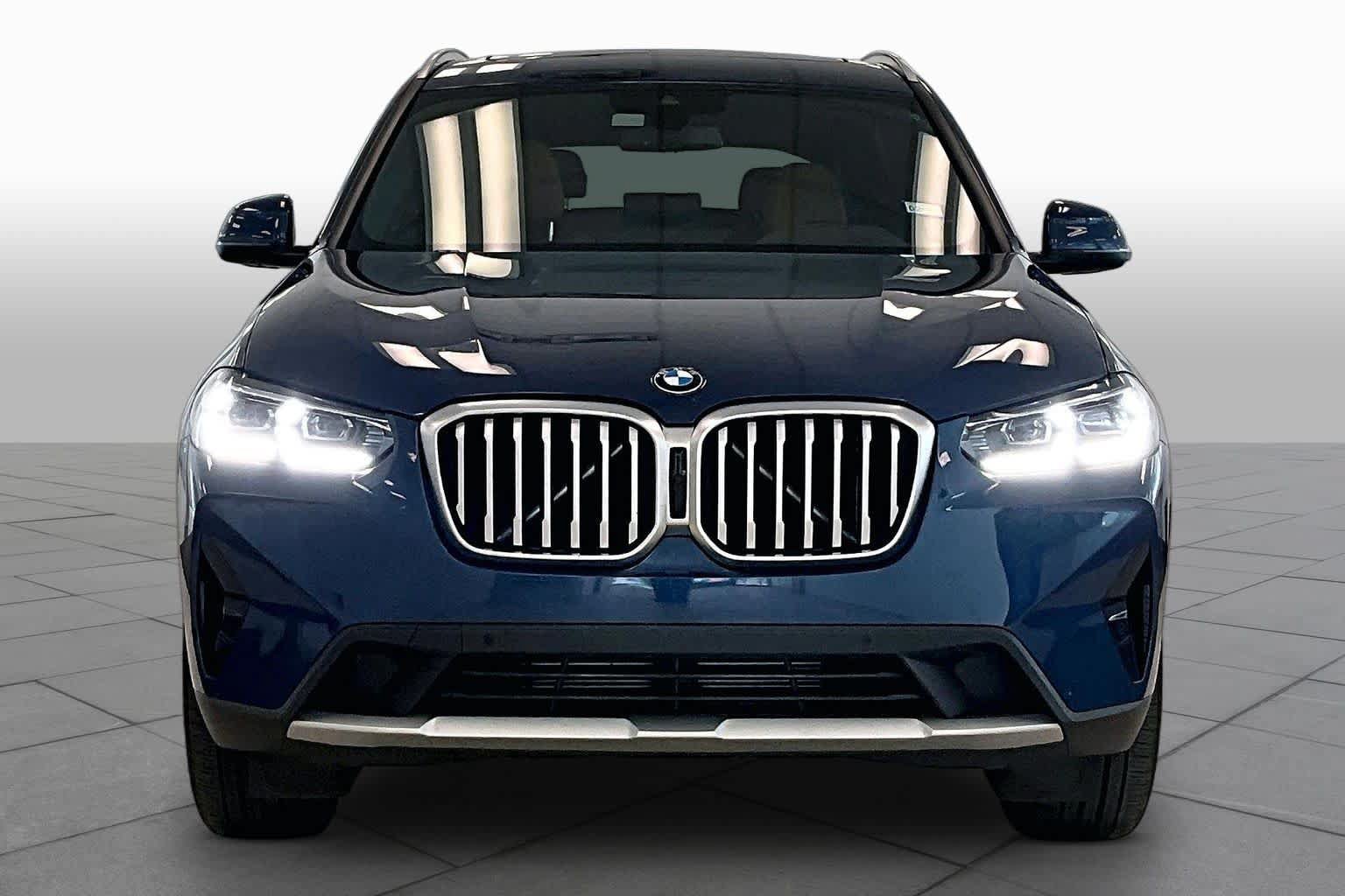 Used 2023 BMW X3 sDrive30i w/ Premium Package RWD image 3