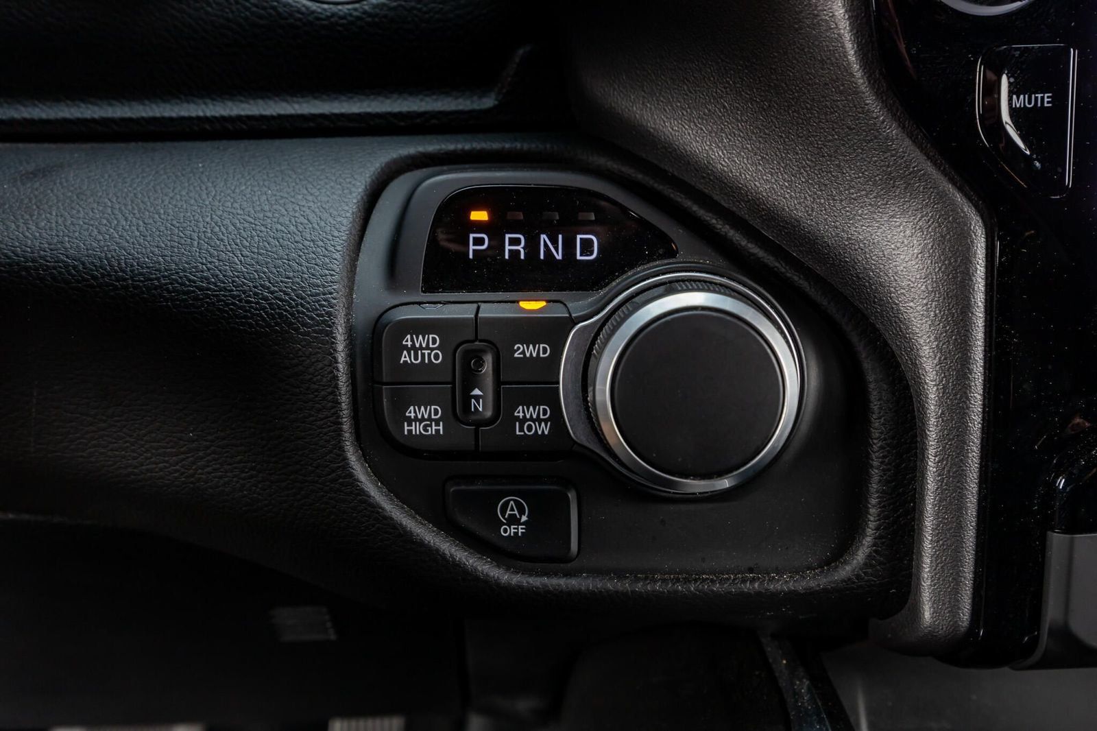 Used 2025 RAM 1500 Big Horn AWD/4WD image 22