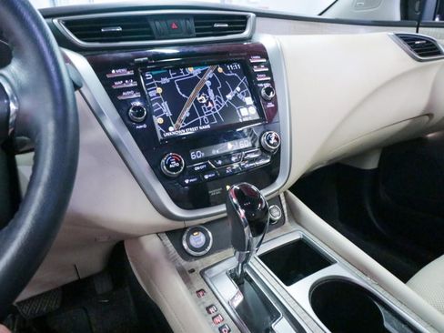 Used 2021 Nissan Murano SL w/ SL Moonroof Package FWD image 23
