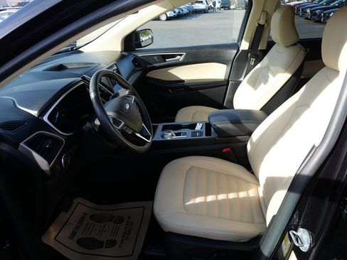 Used 2021 Ford Edge SEL w/ Cargo Accessory Package image 10